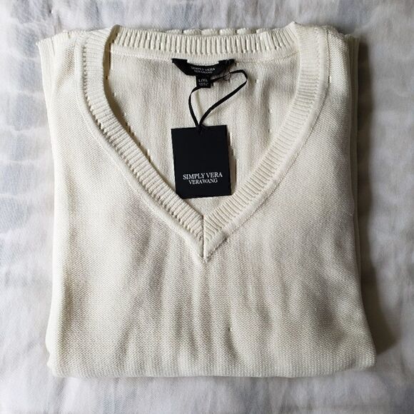 🛑 2 / $40 Sale! SIMPLY VERA-VERA WANG oversized sweater NWT - Picture 2 of 9